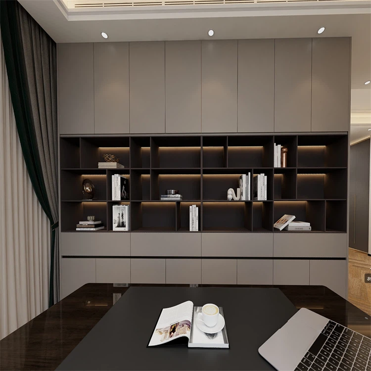 Mitmevärviline alumiiniumist raamaturiiul